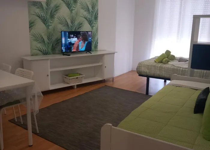 Lila's House Privatunterkunft *