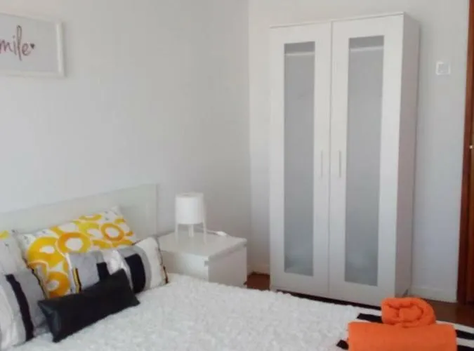 Privatunterkunft Lila's House Peniche