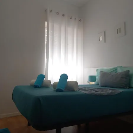 Lila's House ホームステイ ペニシェ