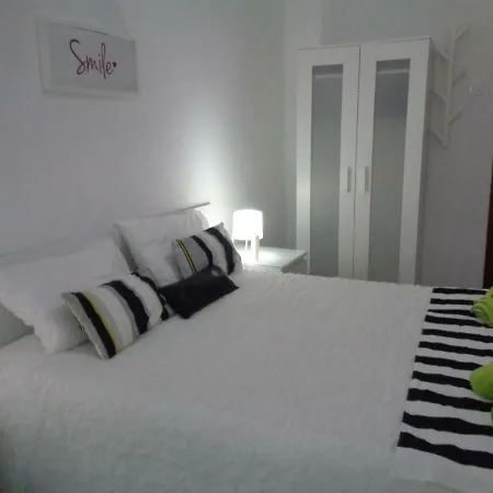 ホームステイ Lila's House