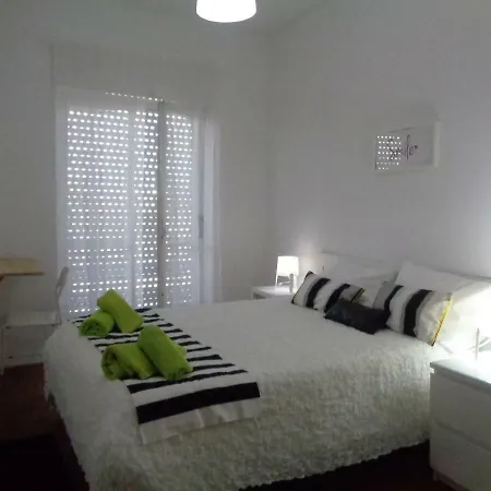 ホームステイ Lila's House