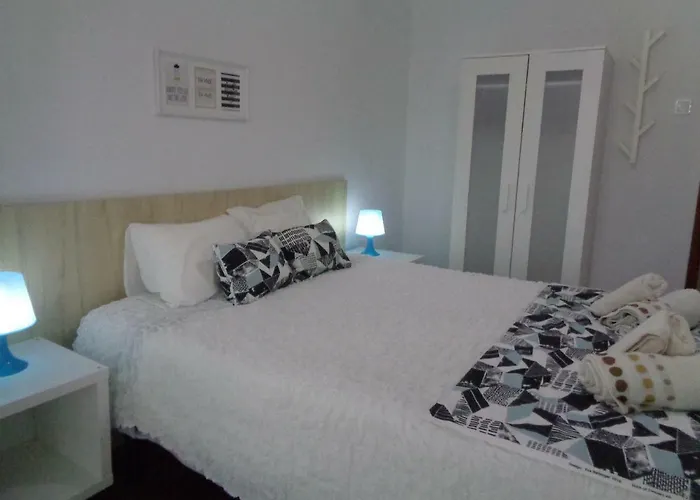 בית אירוח Lila's House פניש